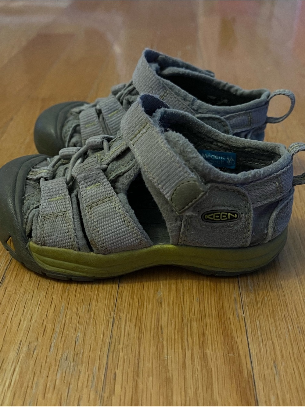 KEEN Kids Grey and Olive Green Closed-Toe Sandals
